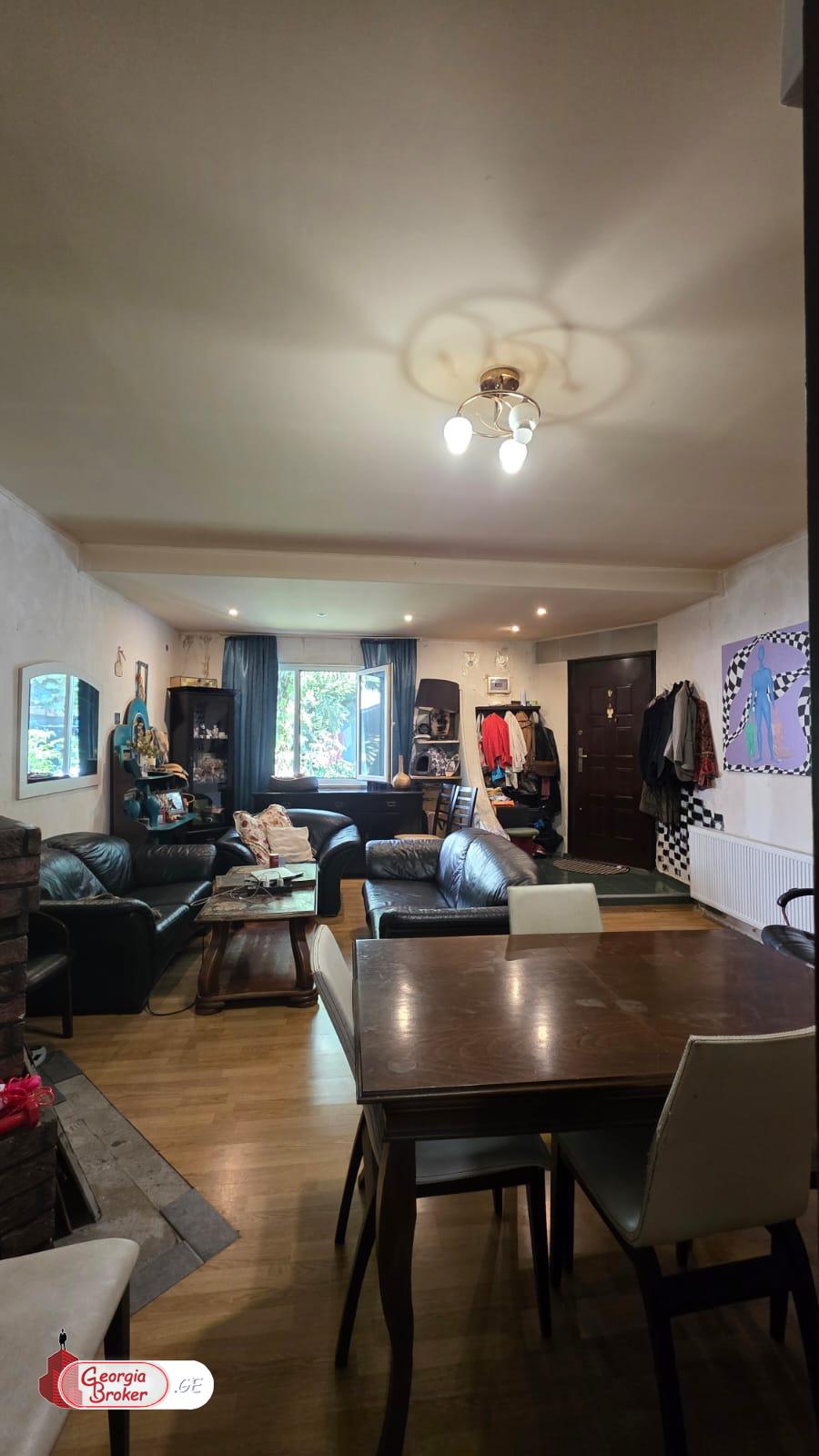 old repaired 4-room house for sale